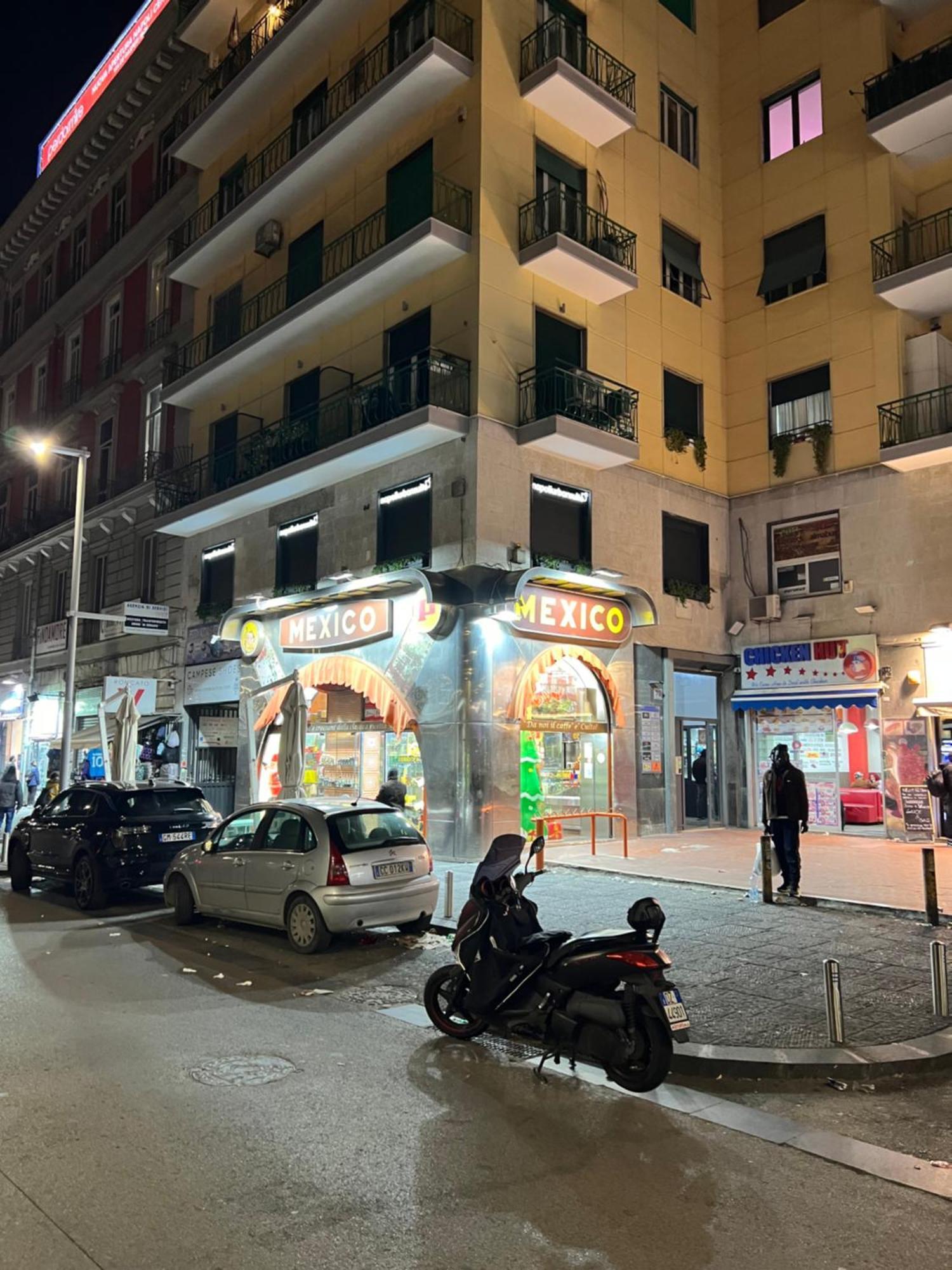 Napoliurbansuite Exteriör bild